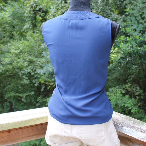 Pleione Lightweight Lace Up Sleeveless Top, Navy S - Picture 3 of 6